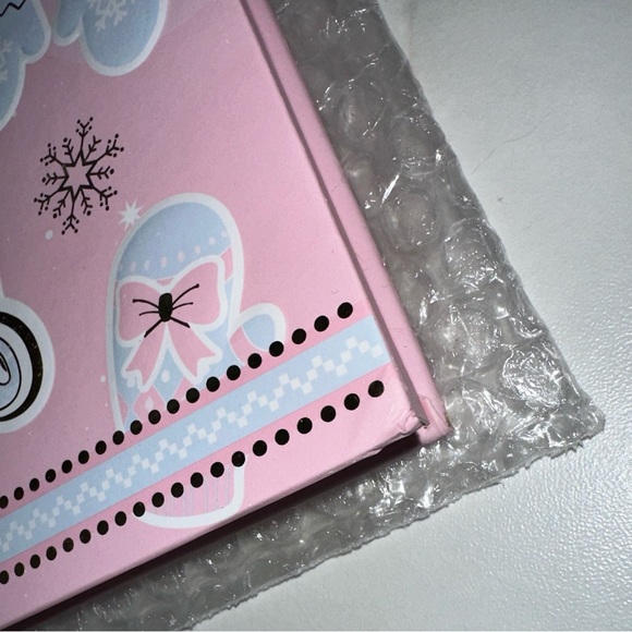 P Louise “Babe You’ve Got Me Smitten” Lipstick Palette - Picture 9 of 10